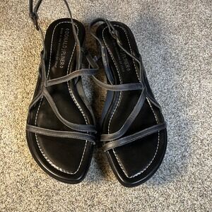 Donald J Pliner CAE Black Leather Strappy Wedge Sandals Made in Italy SZ 10 Boho